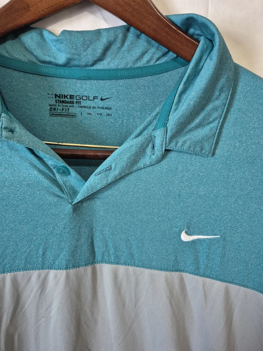 Nike Men’s Teal and Light Gray Colorblock Polo